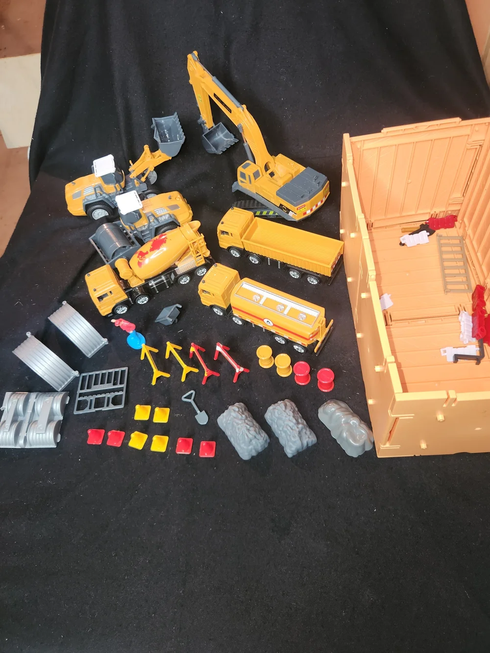 Yellow Construction Playset with Trucks and Accessories - Kids Toys #334